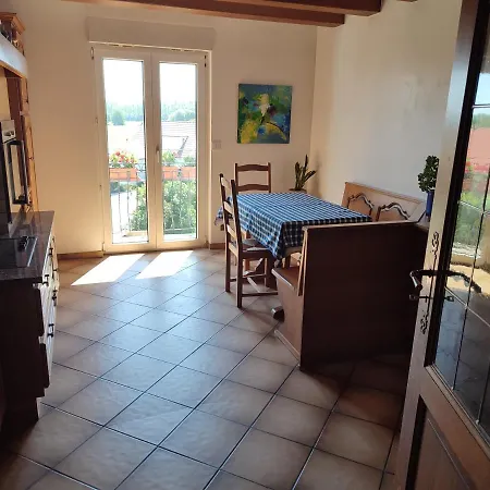 Des Rives De L'ehn Apartment *